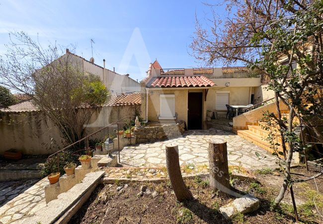 Studio à Sète - 051 / STUDIO CLIM, WIFI ET TERRASSE Studio à Sète - 051 / STUDIO CLIM, WIFI ET TERRASSE