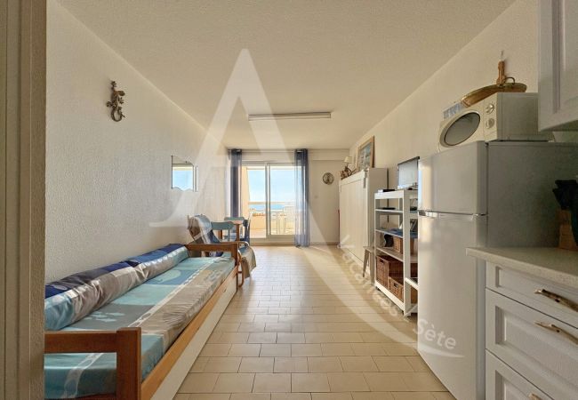 Studio à Sète - 206 / STUDIO CABINE VUE MER AVEC PARKING Studio à Sète - 206 / STUDIO CABINE VUE MER AVEC PARKING