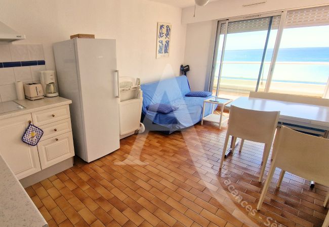 Appartement à Sète - 050/T3 TRAVERSANT VUE MER , 2 TERRASSES ET PARKING Appartement à Sète - 050/T3 TRAVERSANT VUE MER , 2 TERRASSES ET PARKING